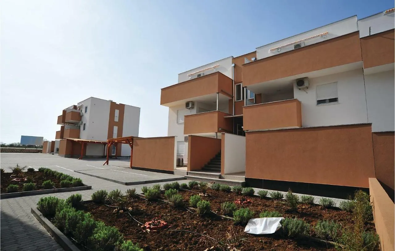 Apartment Mlasina-3 By Interhome Nin